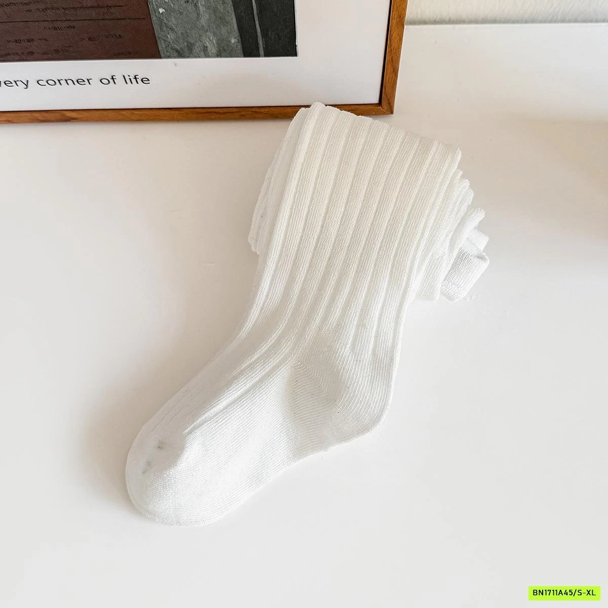 QUẦN TẤT MỎNG LIỀN BÀN BÉ GÁI