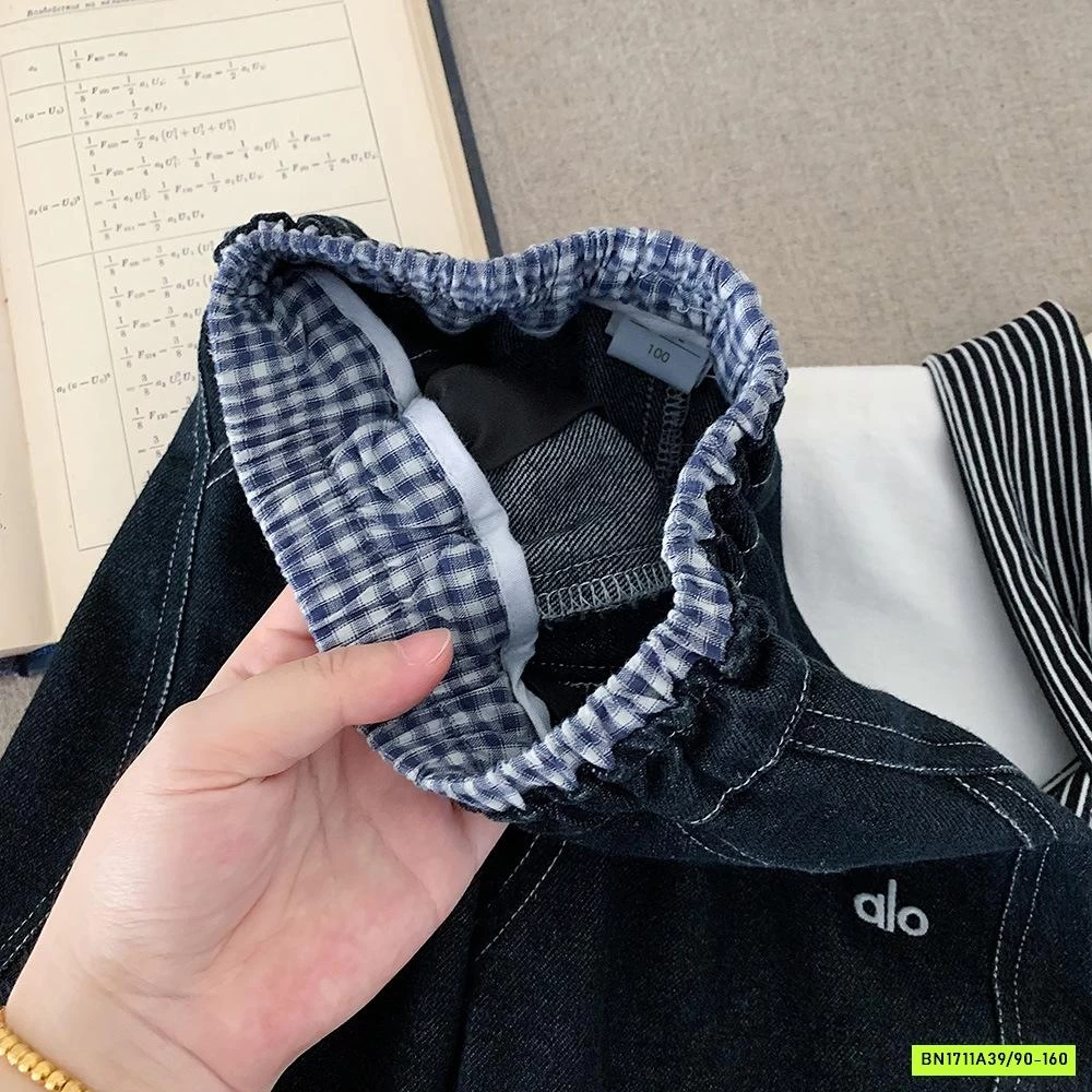 JEANS BAGGY THÊU ALO