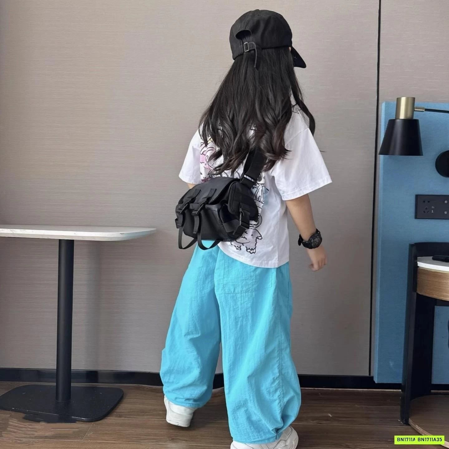 TÚI TRỐNG ĐEN ĐEO CHÉO