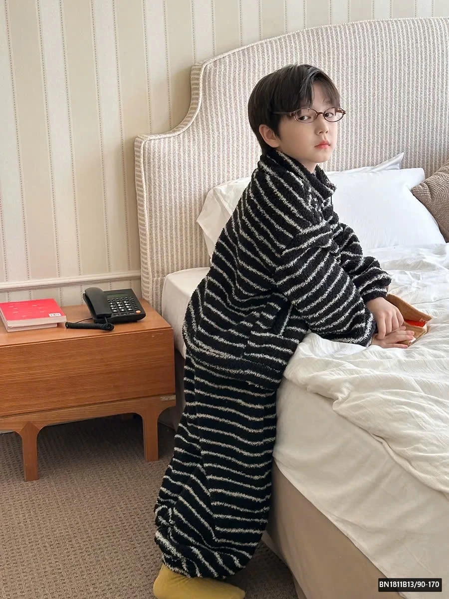 BỘ NGỦ LÔNG KẺ NGANG MÙA ĐÔNG AMBB