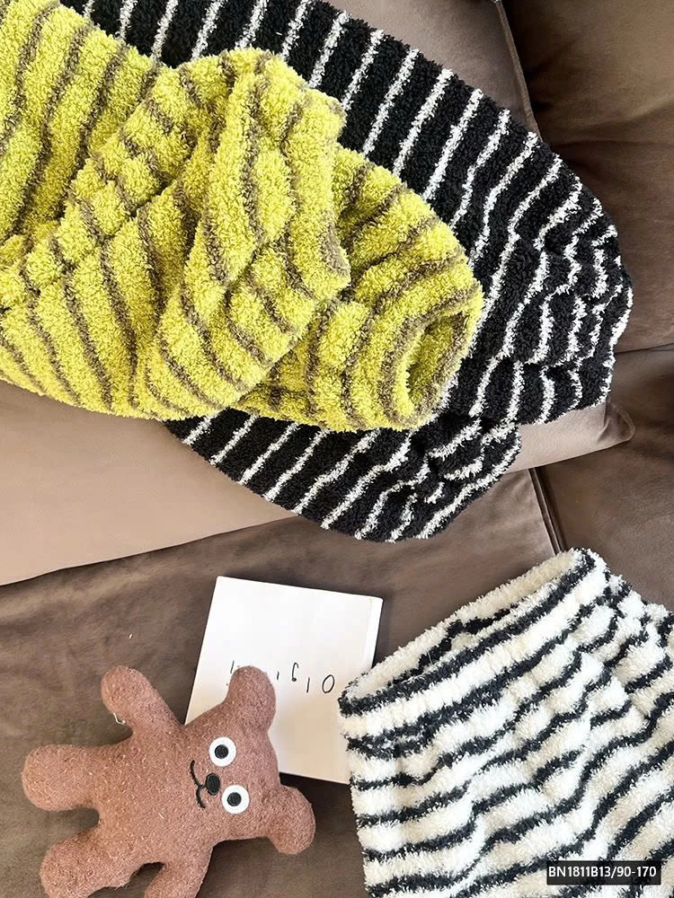 BỘ NGỦ LÔNG KẺ NGANG MÙA ĐÔNG AMBB