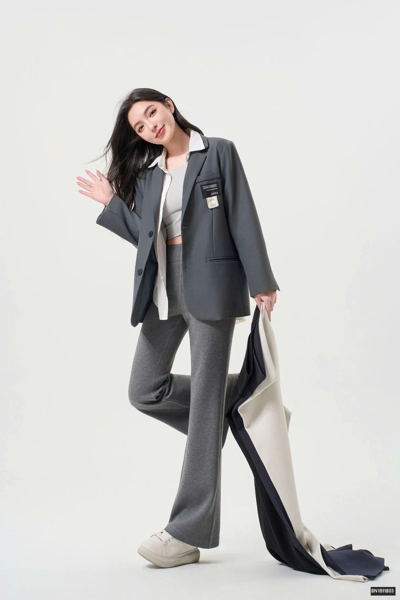 QUẦN COTTON ỐNG ĐỨNG DÁNG LOE NHẸ