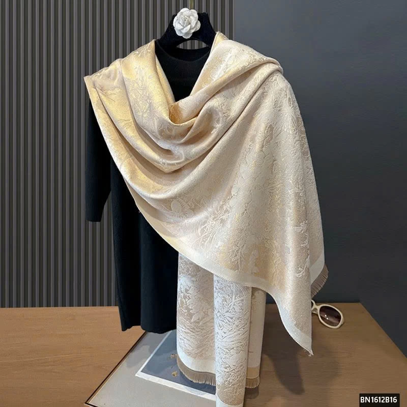 KHĂN CHOÀNG GIẢ LỤA HỌA TIẾT BƯỚM