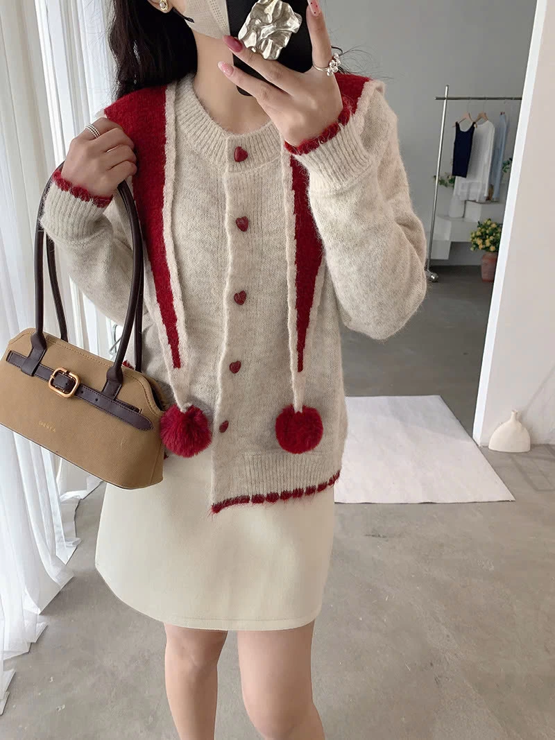 ÁO LEN KÈM KHĂN QUẢ BÔNG