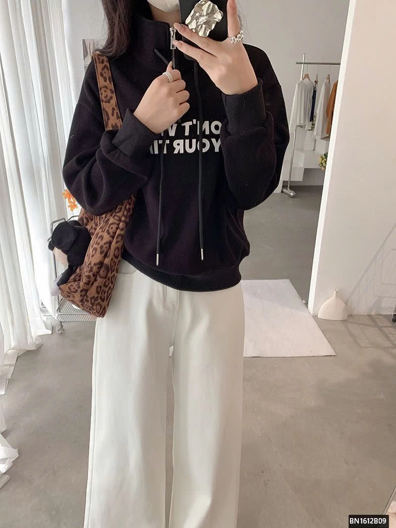 ÁO NỈ CHỮ LÓT LÔNG CỔ KHÓA