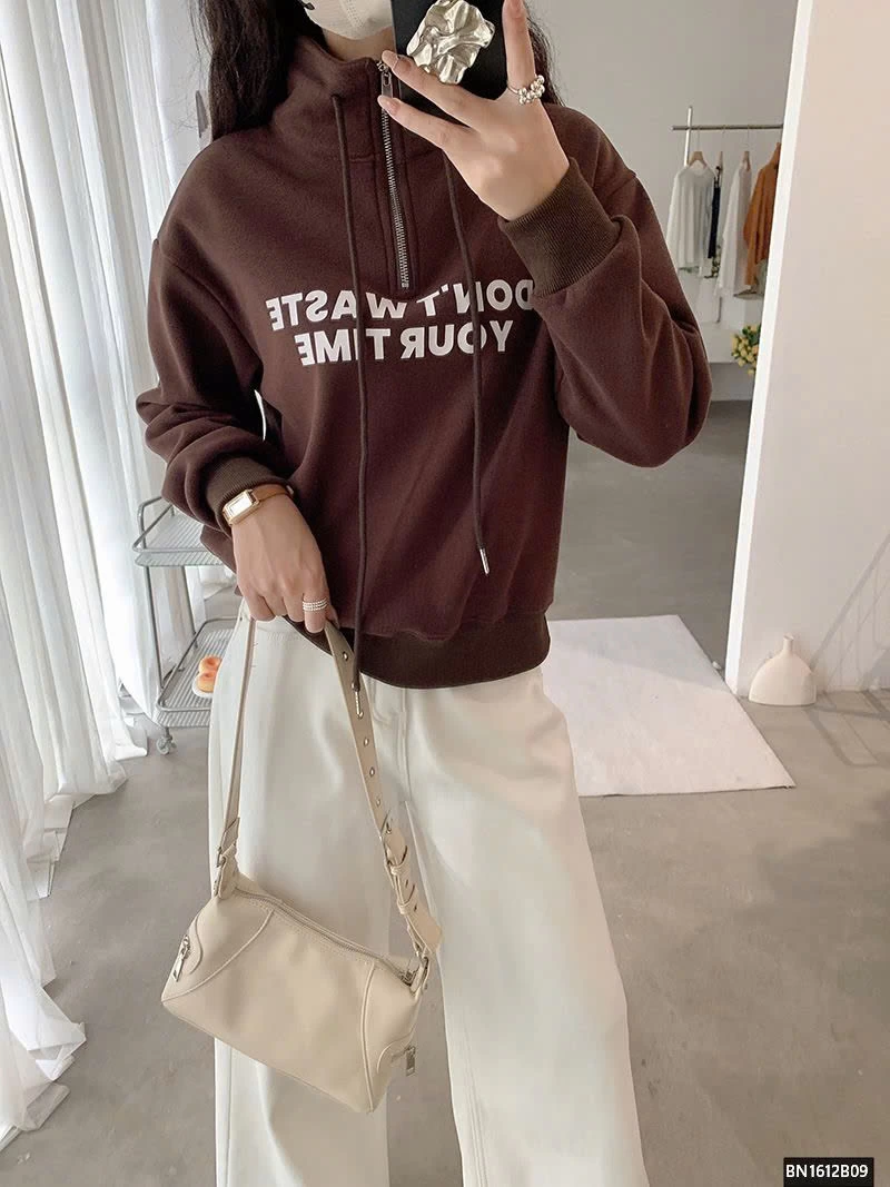 ÁO NỈ CHỮ LÓT LÔNG CỔ KHÓA