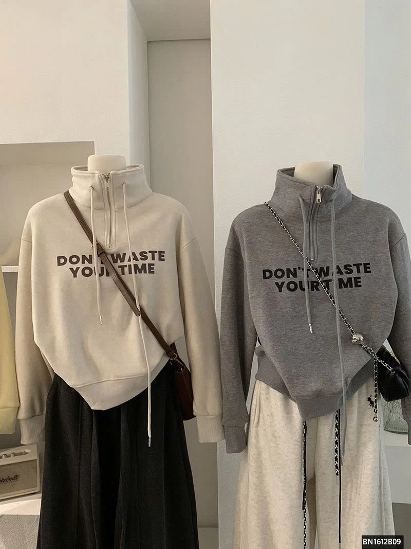 ÁO NỈ CHỮ LÓT LÔNG CỔ KHÓA