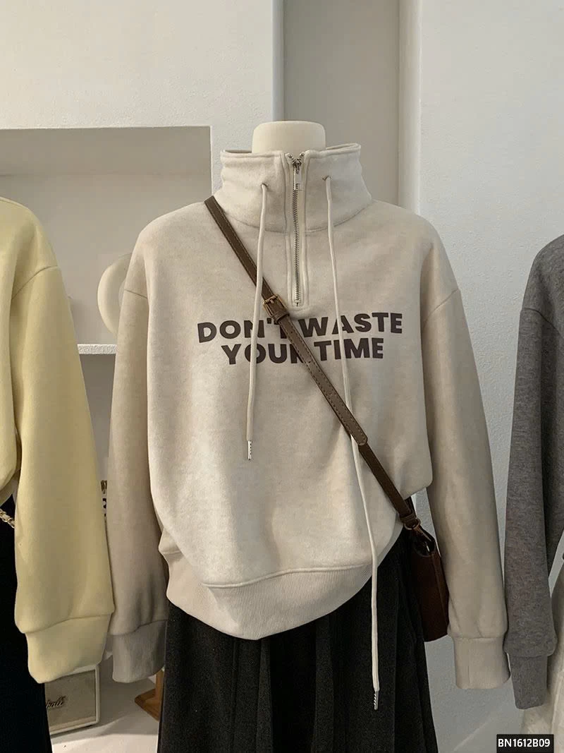 ÁO NỈ CHỮ LÓT LÔNG CỔ KHÓA