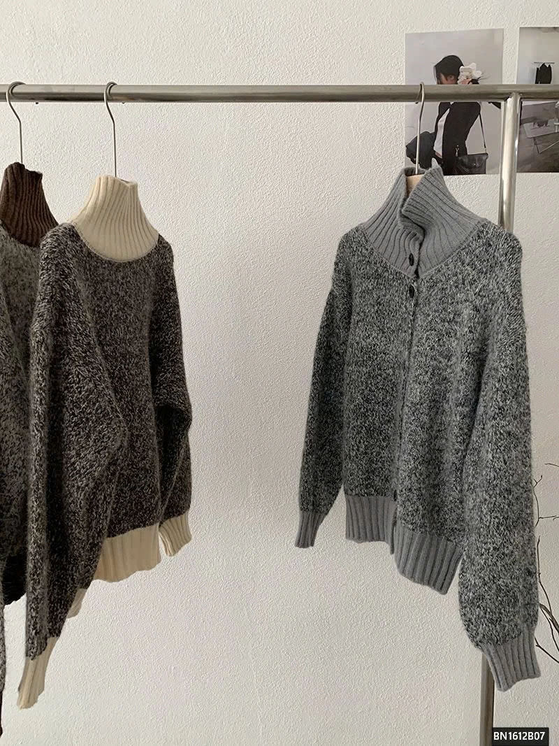 ÁO LEN LÔNG PHỐI CỔ CAO ĐÓNG CÚC