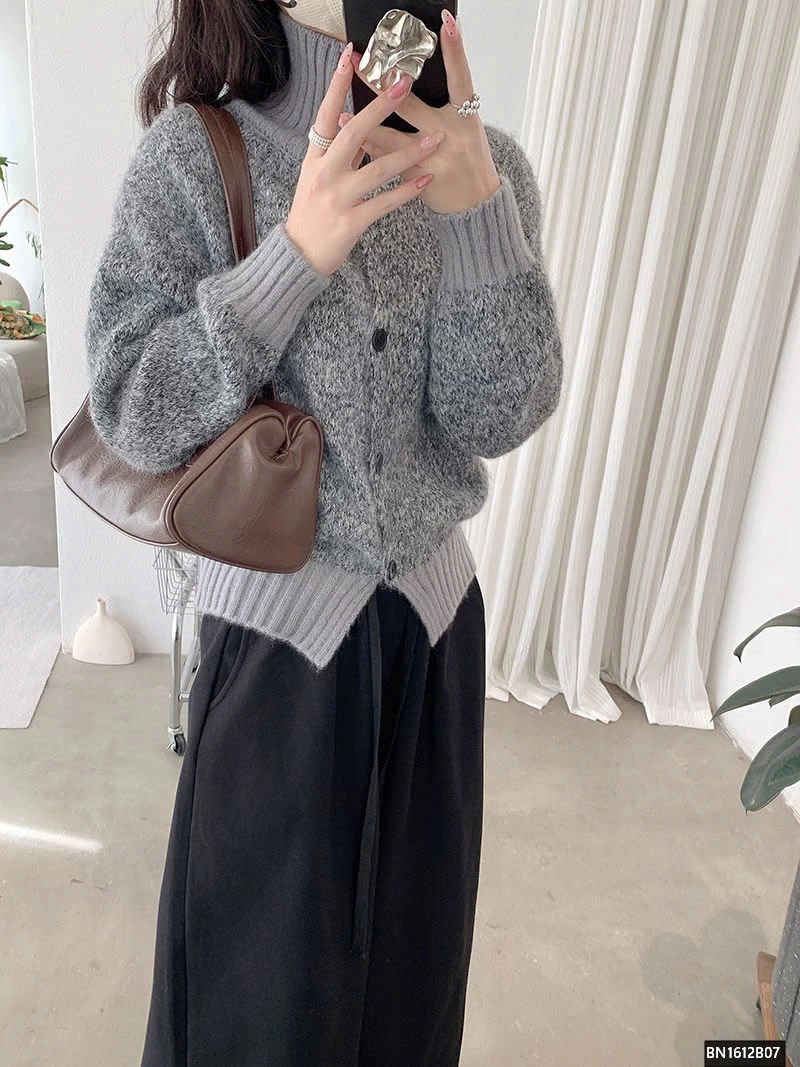 ÁO LEN LÔNG PHỐI CỔ CAO ĐÓNG CÚC