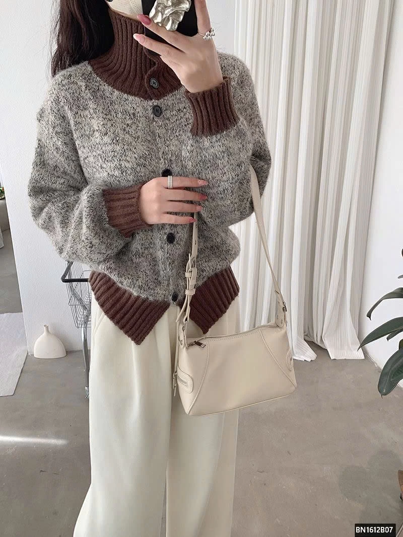 ÁO LEN LÔNG PHỐI CỔ CAO ĐÓNG CÚC