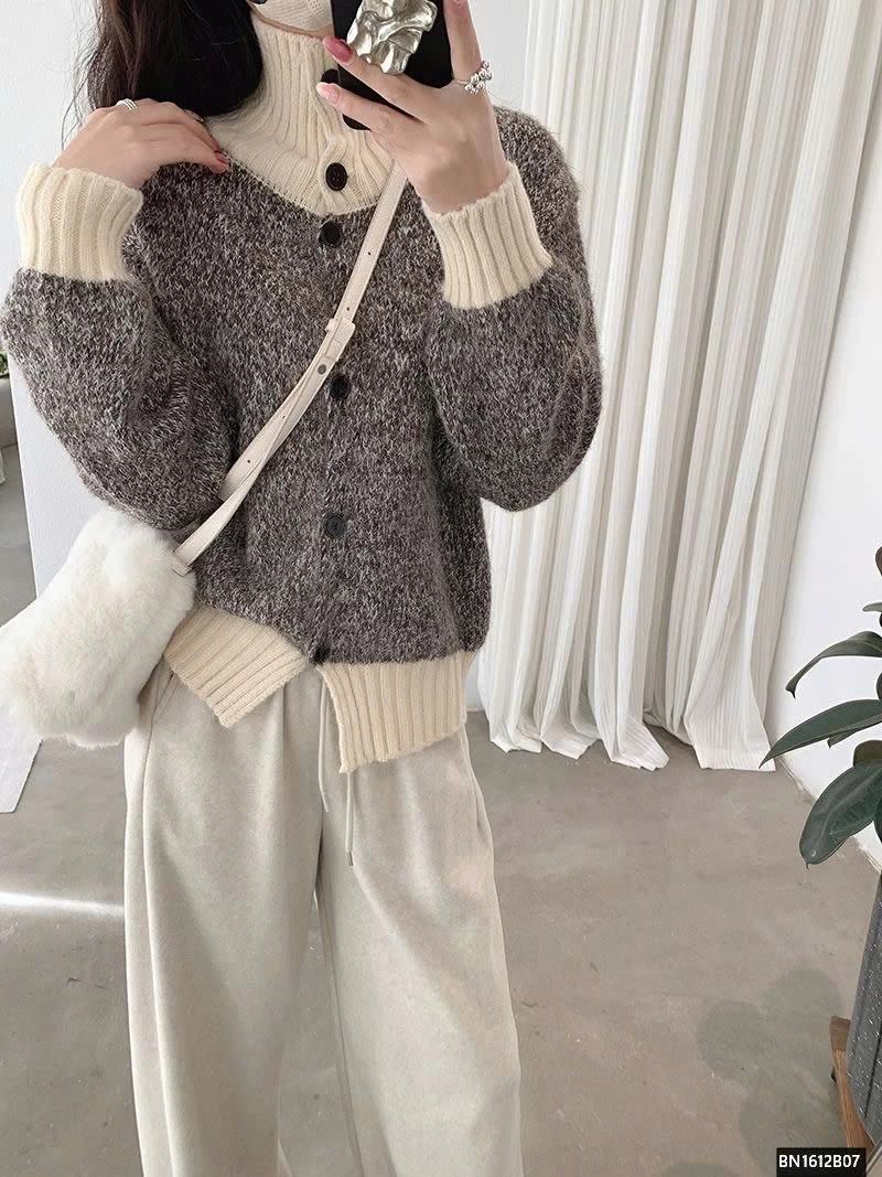 ÁO LEN LÔNG PHỐI CỔ CAO ĐÓNG CÚC