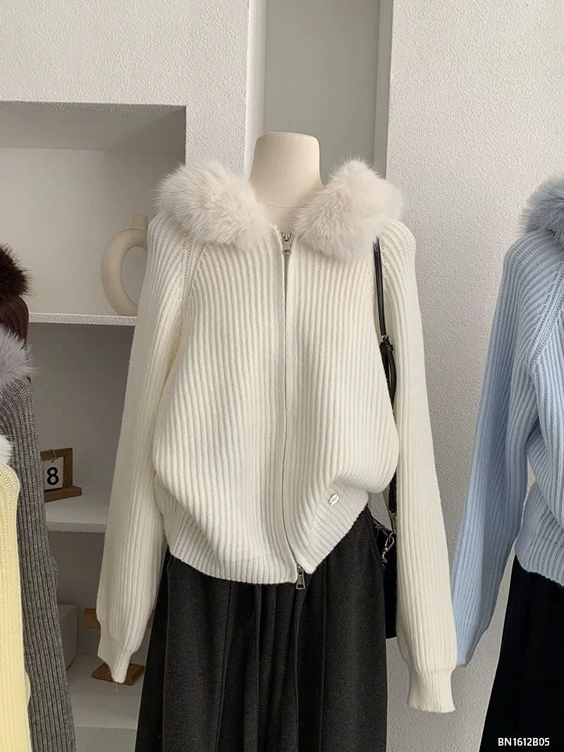 ÁO KHOÁC LEN CỔ LÔNG