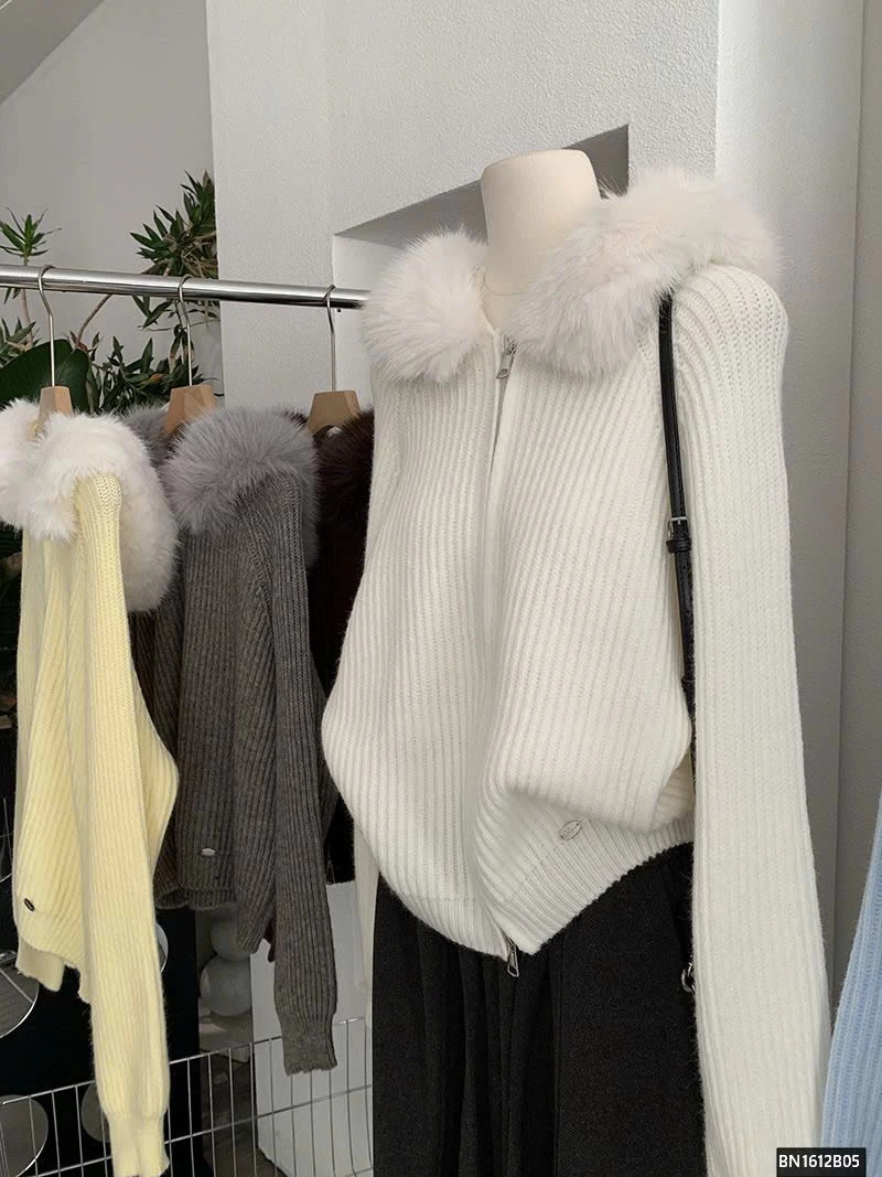 ÁO KHOÁC LEN CỔ LÔNG