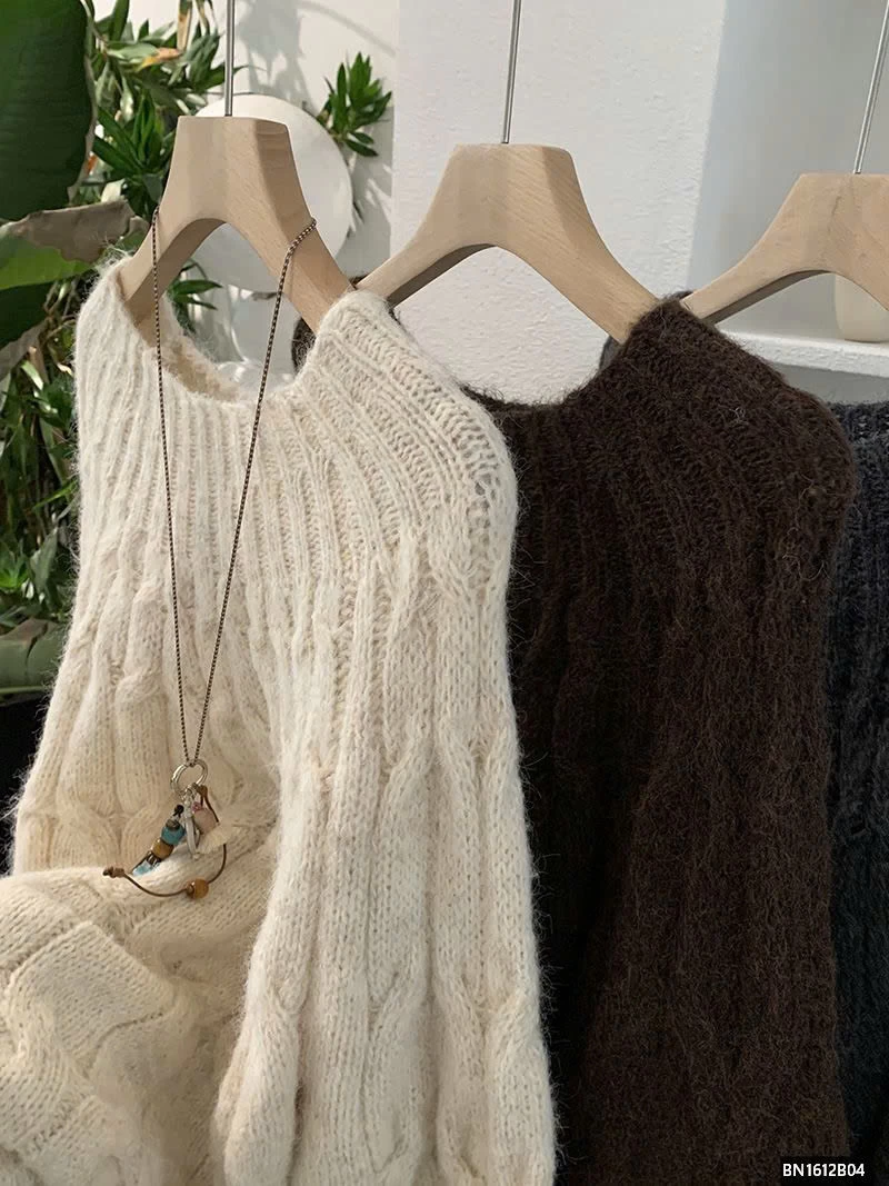 ÁO LEN THỪNG DÁN DÀI NỮ