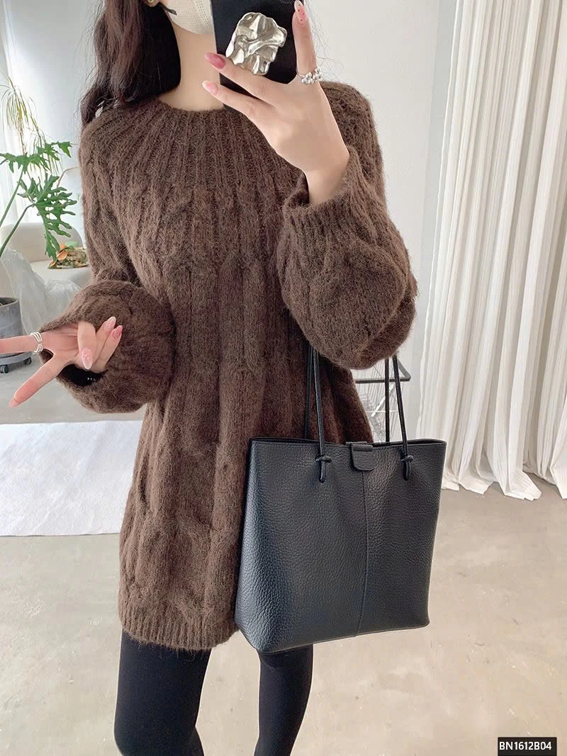 ÁO LEN THỪNG DÁN DÀI NỮ