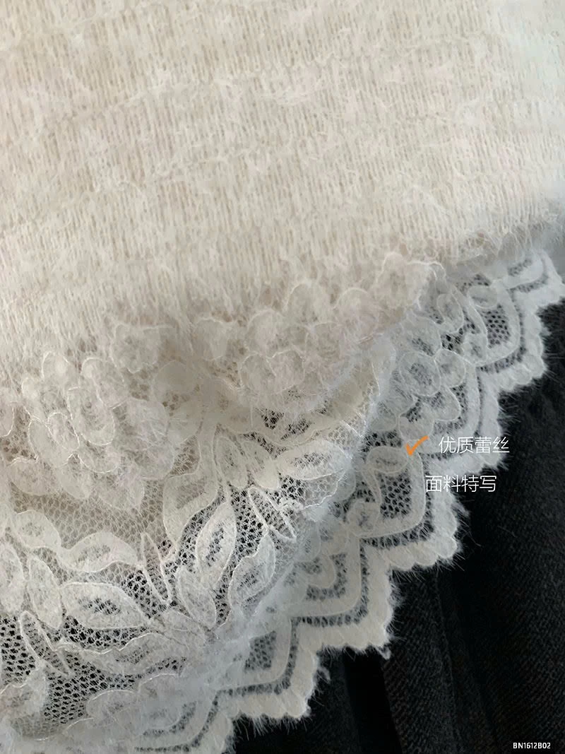 ÁO LÔNG CỔ V PHỐI REN NỮ