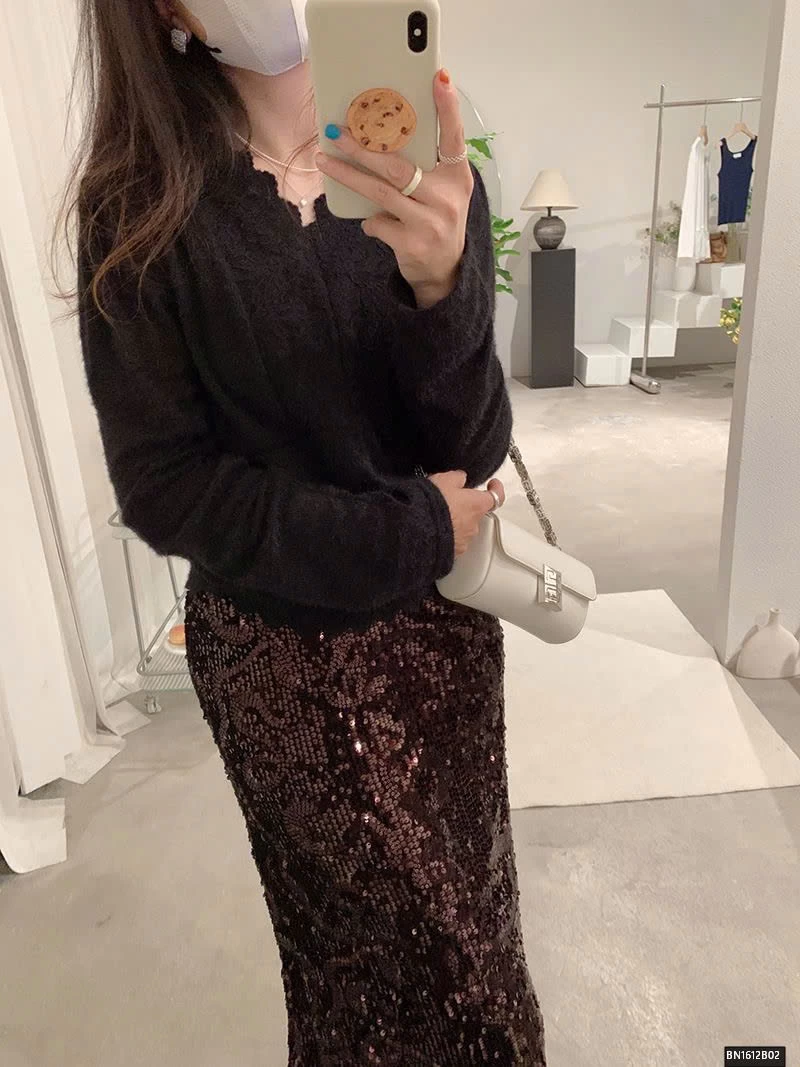 ÁO LÔNG CỔ V PHỐI REN NỮ