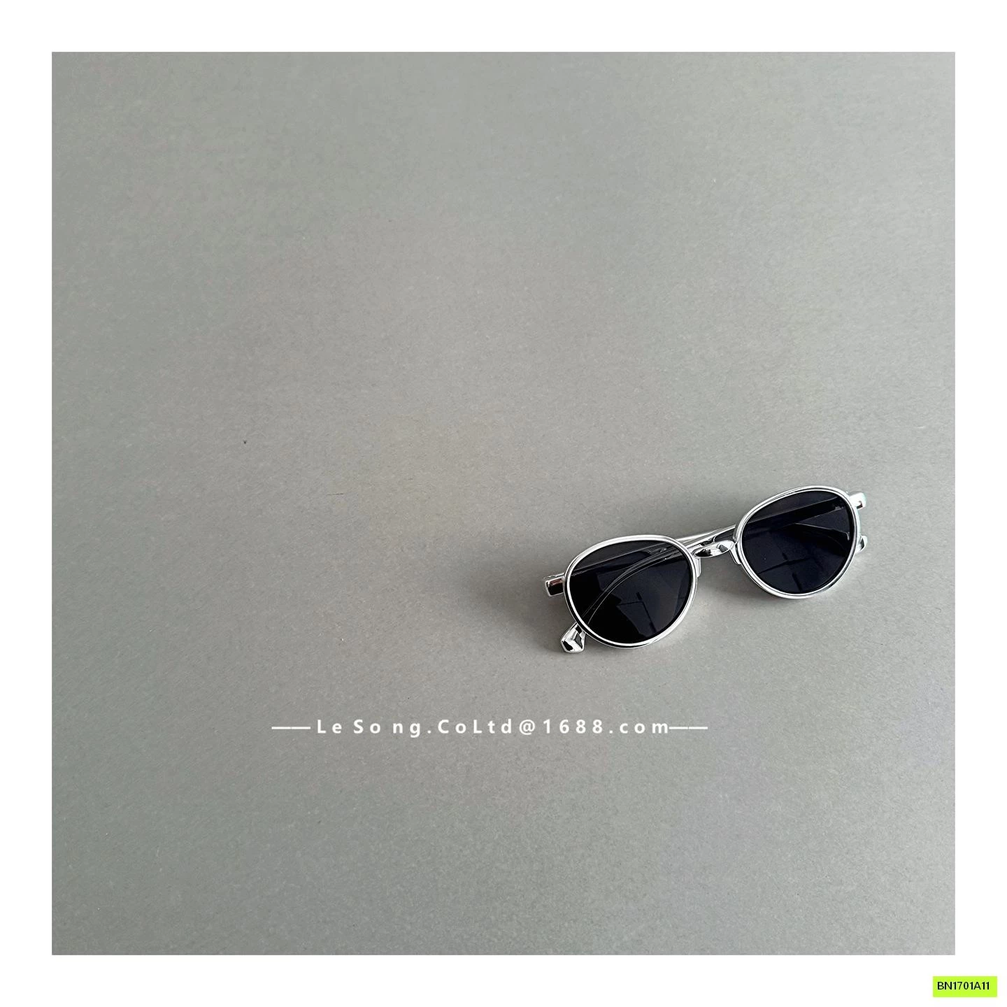 KÍNH RÂM MẮT TRÒN VIỀN KHUNG