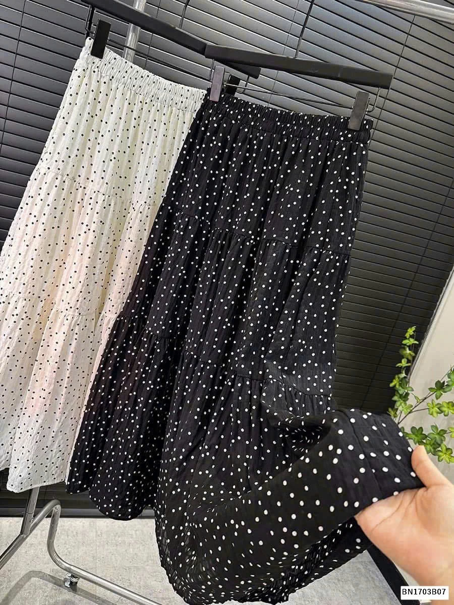 CHÂN VÁY CHẤM BI TQXK