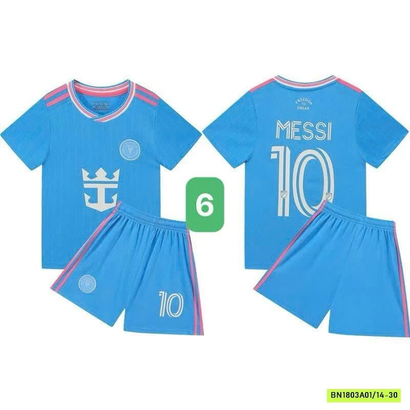 BỘ THỂ THAO BÓNG ĐÁ MẪU MỚI