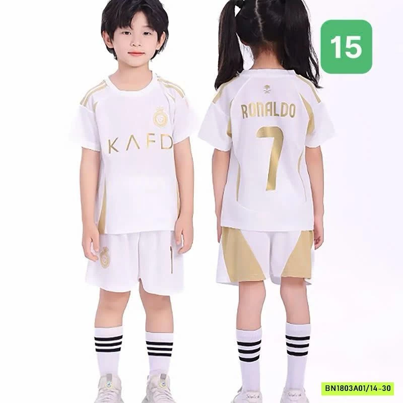 BỘ THỂ THAO BÓNG ĐÁ MẪU MỚI