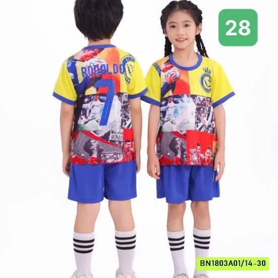 BỘ THỂ THAO BÓNG ĐÁ MẪU MỚI