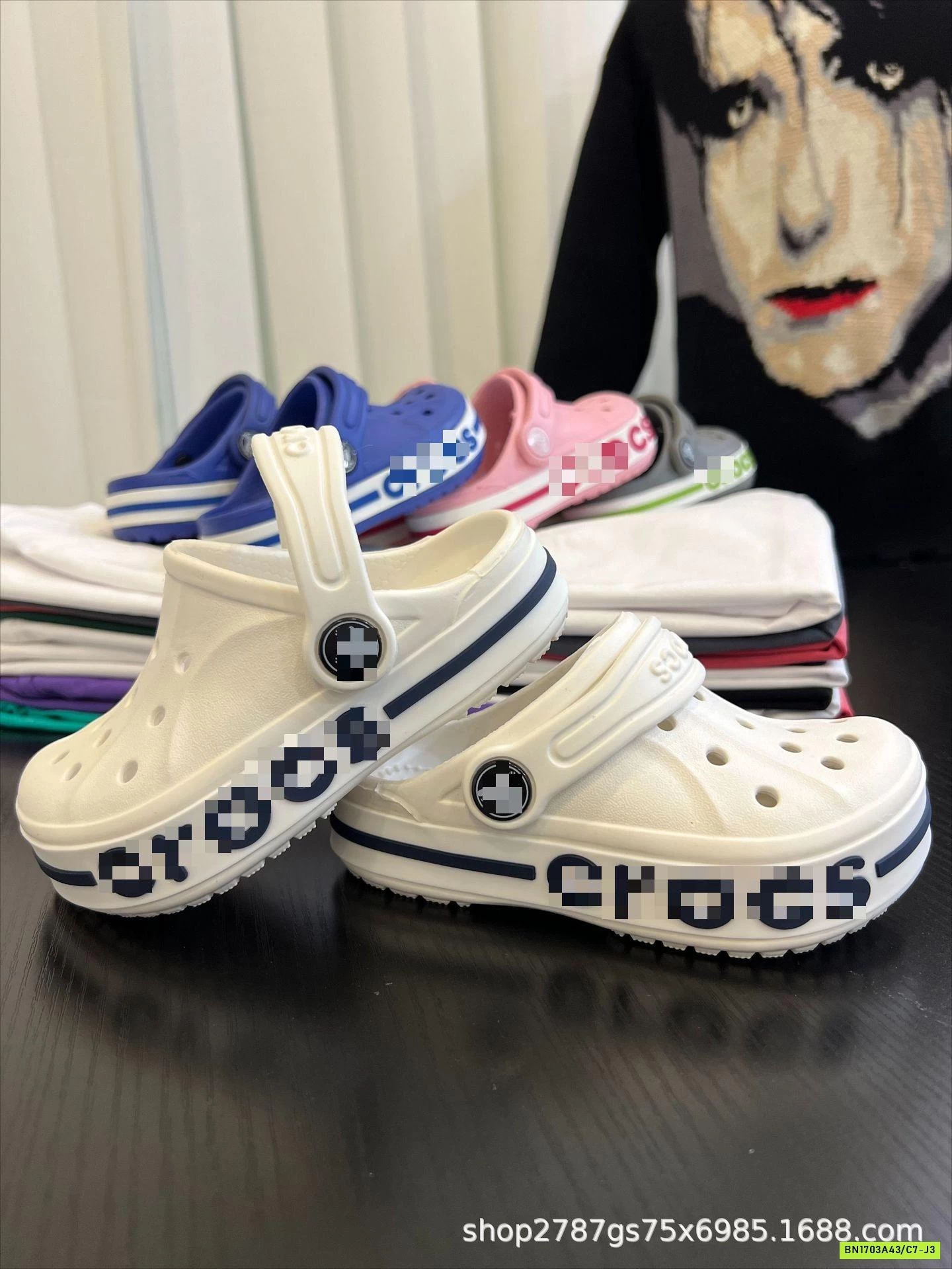 CROCS SIÊU NHẸ