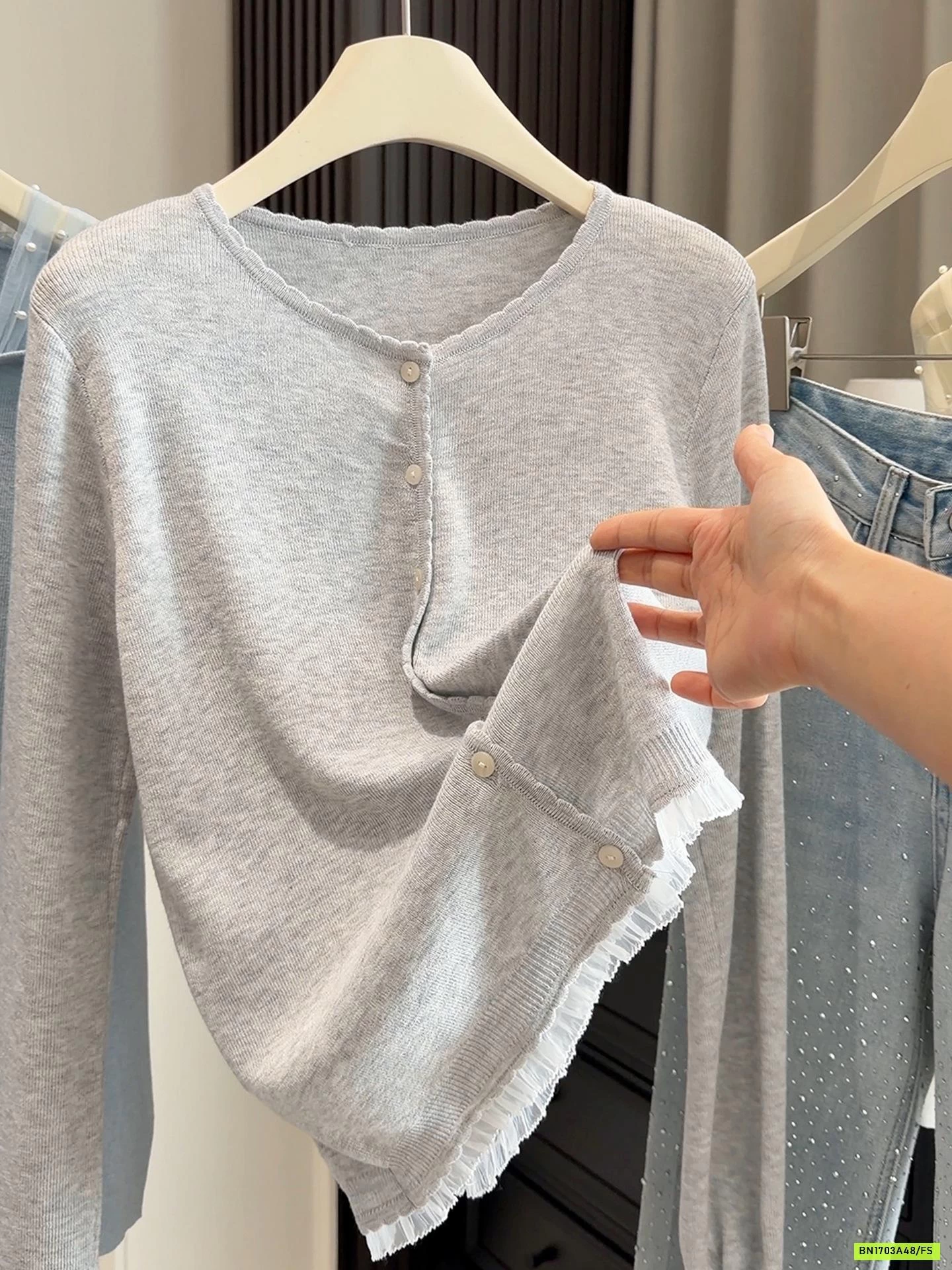 MONTGOGHI VIỀN REN ANNA