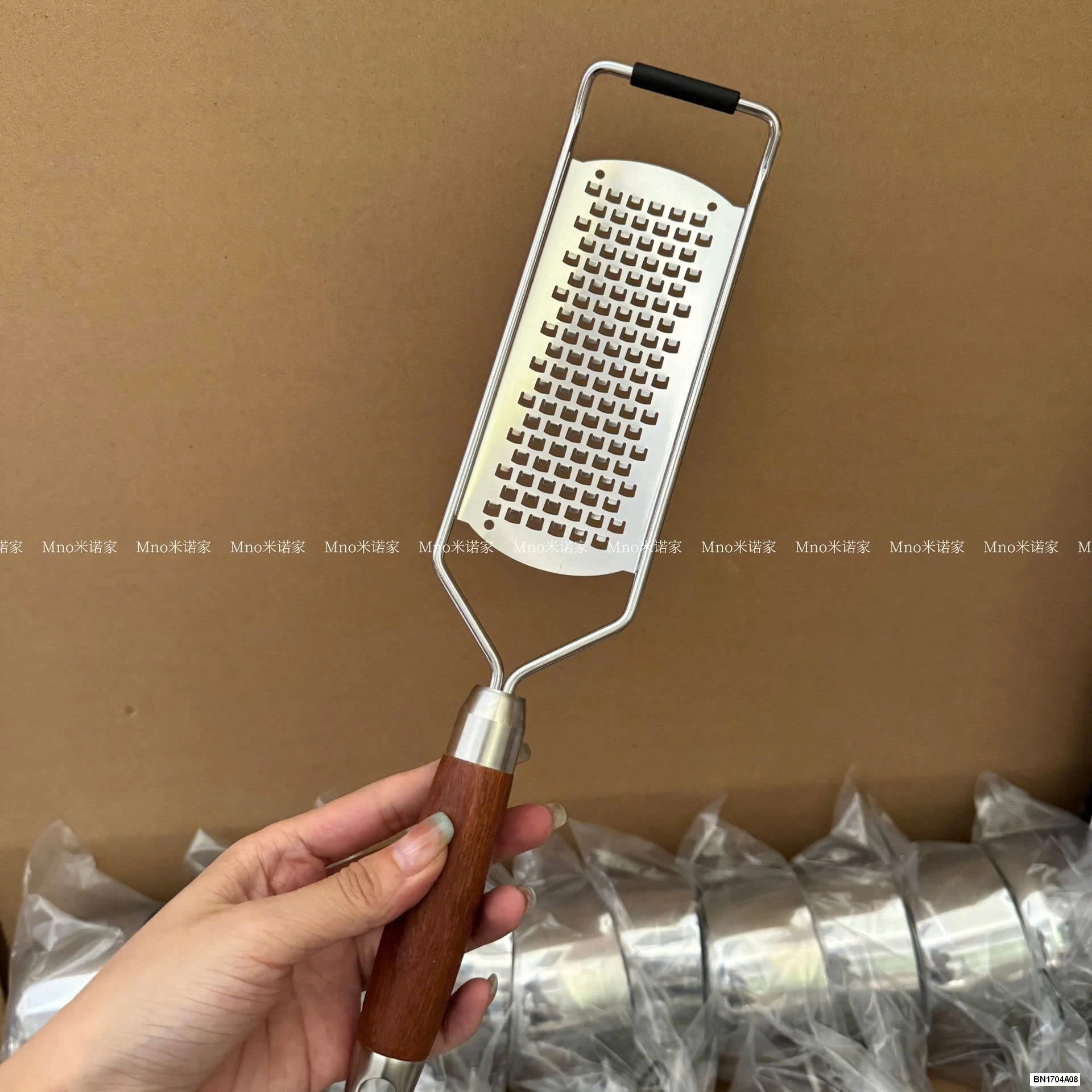 DỤNG CỤ BÀO RAU CỦ NHÀ BẾP