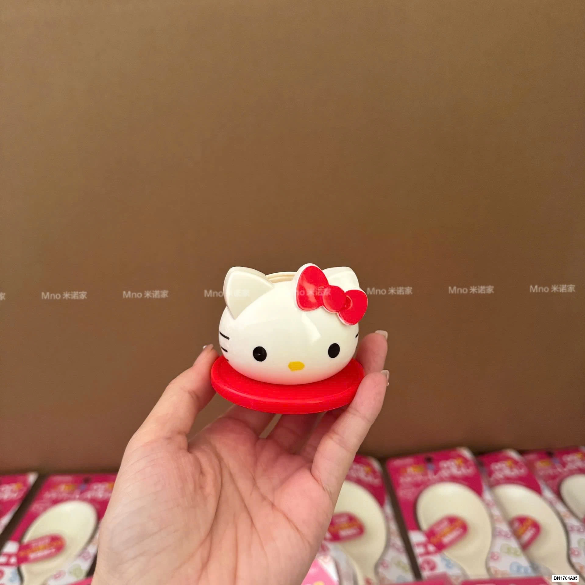 MUÔI CỚI CƠM KITTY CHỐNG DÍNH