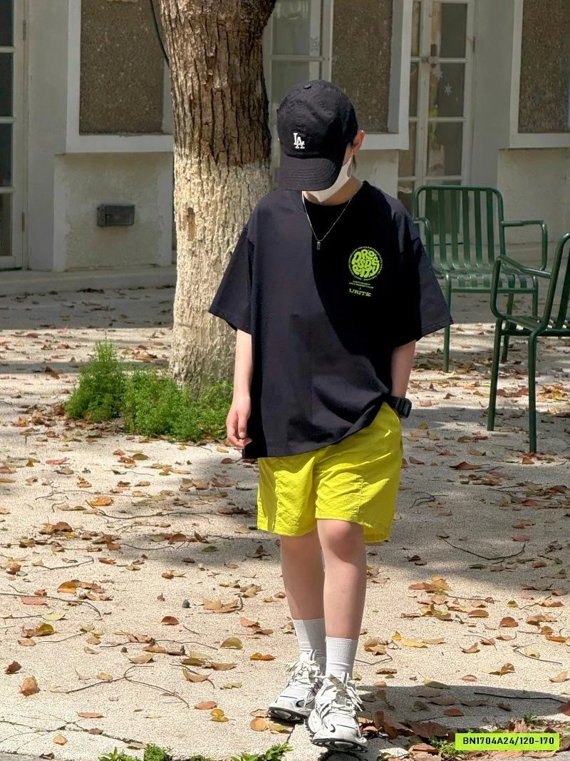 ÁO THUN IN HOẠT TIẾT LƯNG NỔI BẬT