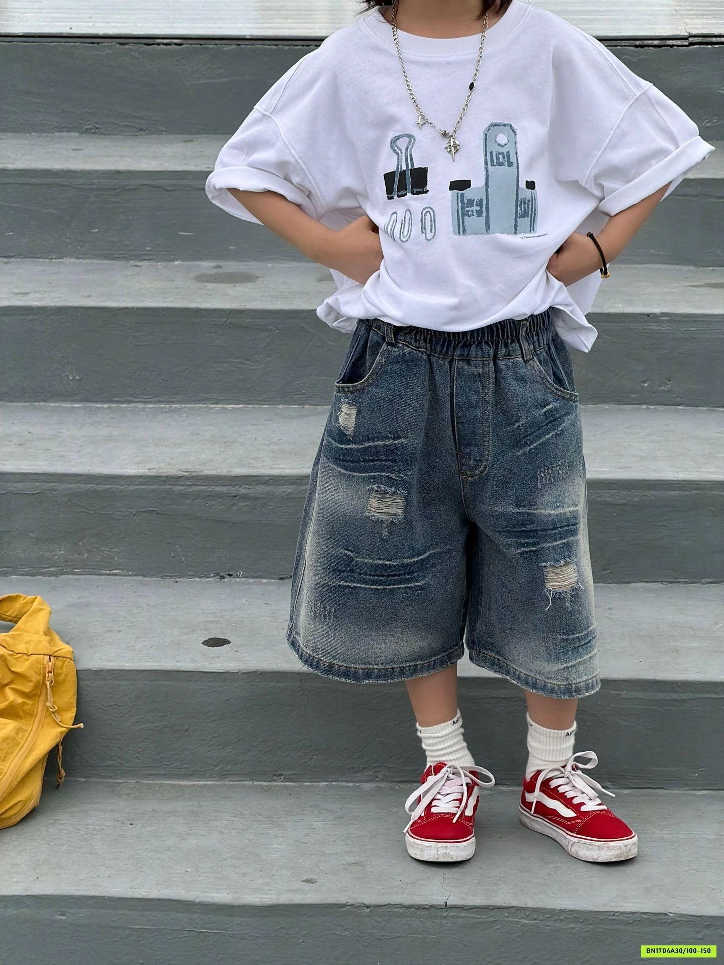 SHORT JEANS BẠC MÀU RÁCH GỐI WUDIBOOM