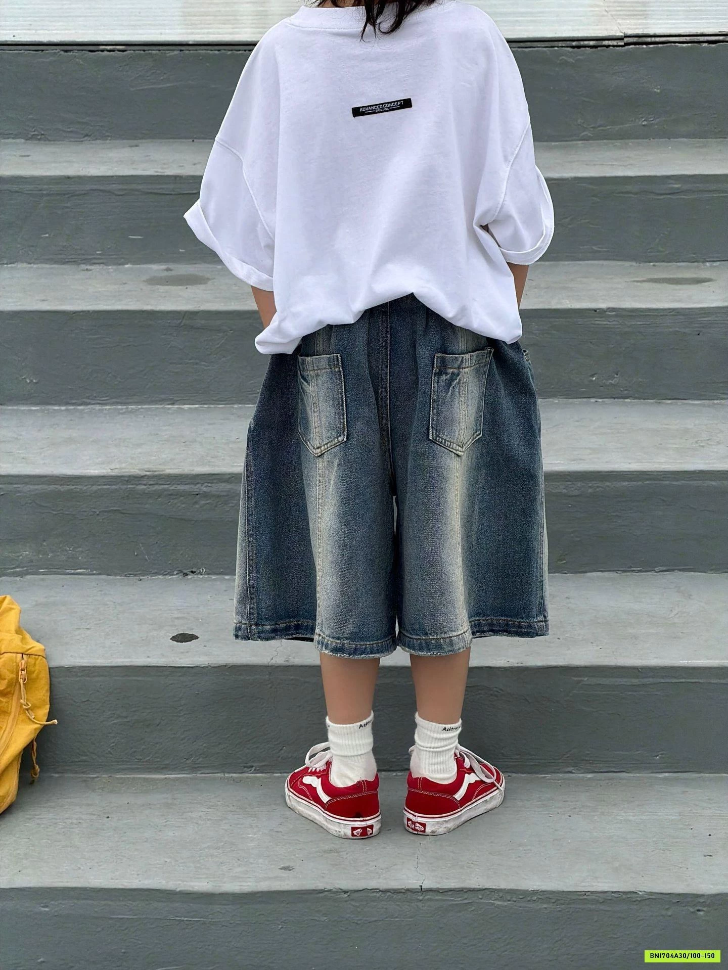 SHORT JEANS BẠC MÀU RÁCH GỐI WUDIBOOM