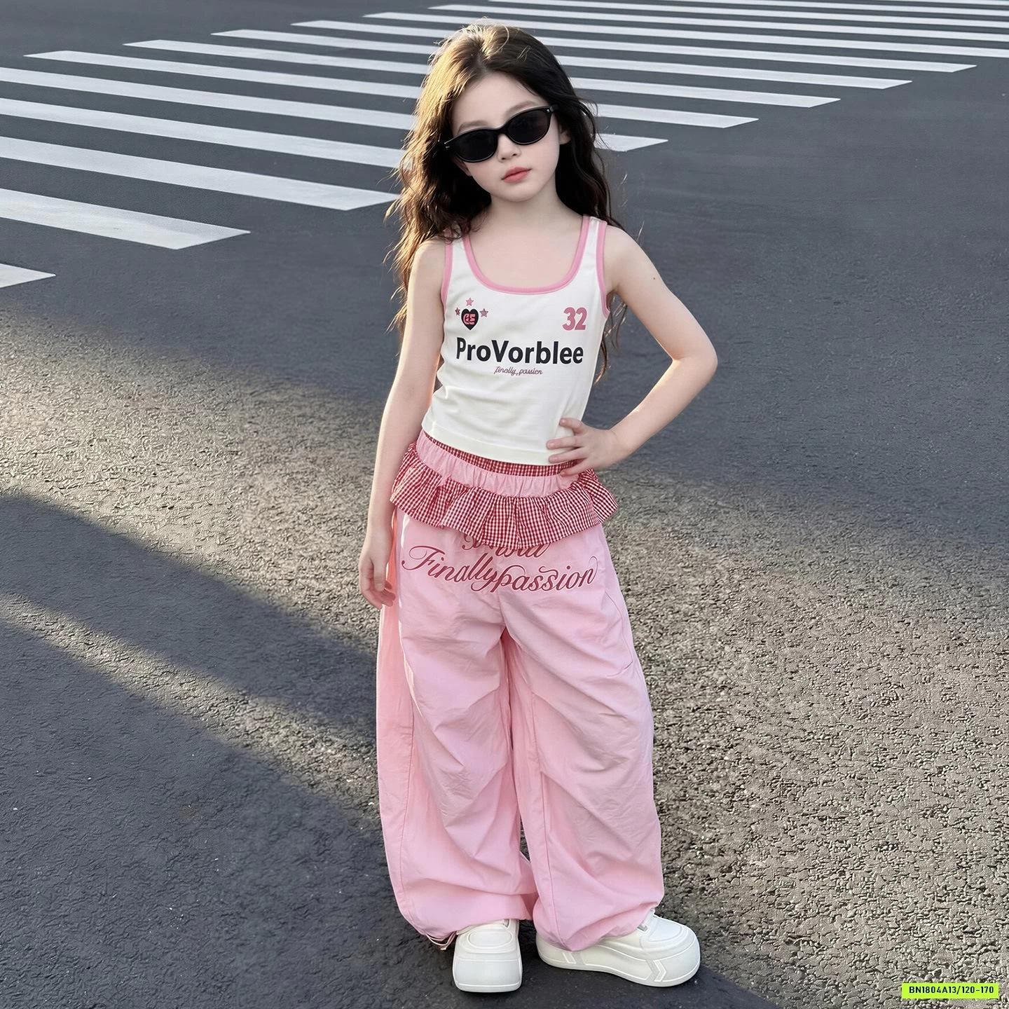 ÁO SÁT NÁCH MIX QUẦN GIÓ SUÔNG HỒNG