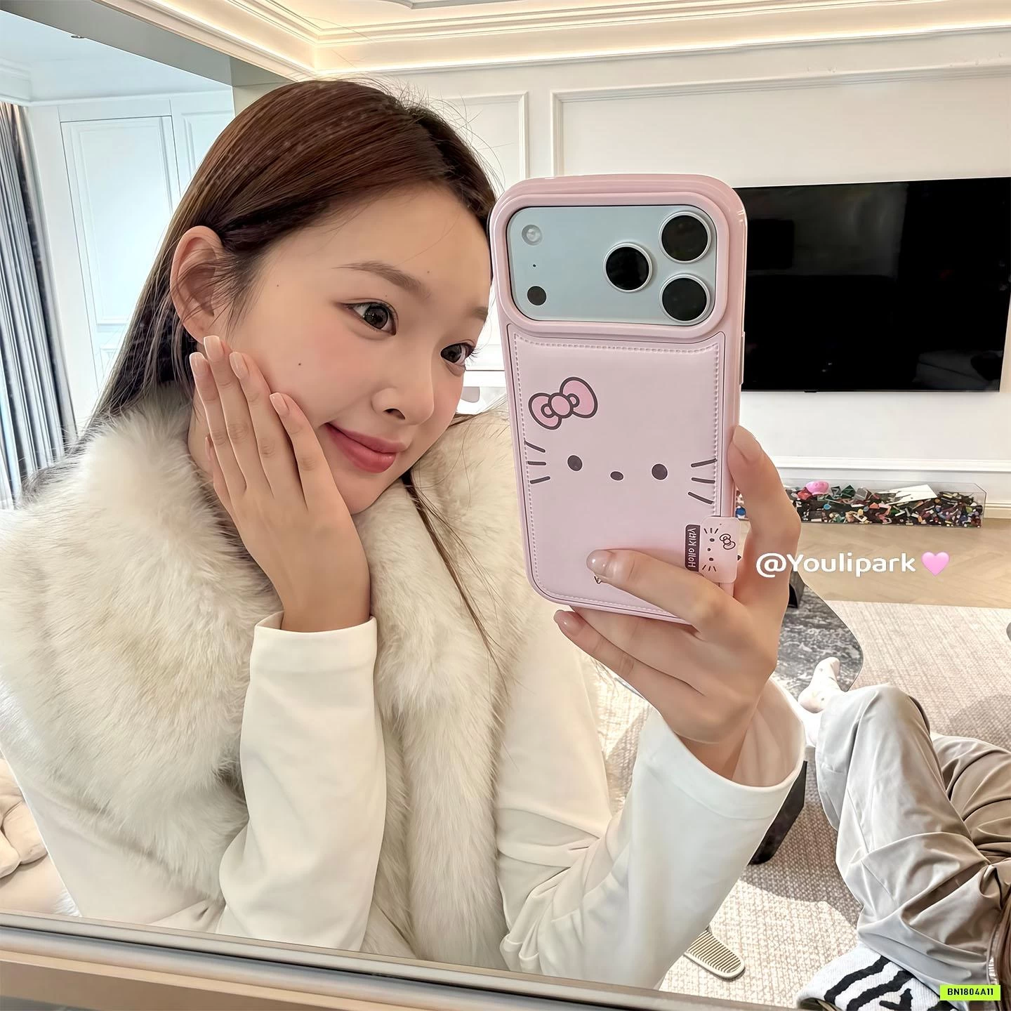 ỐP ĐIỆN THOẠI KITTY HỒNG