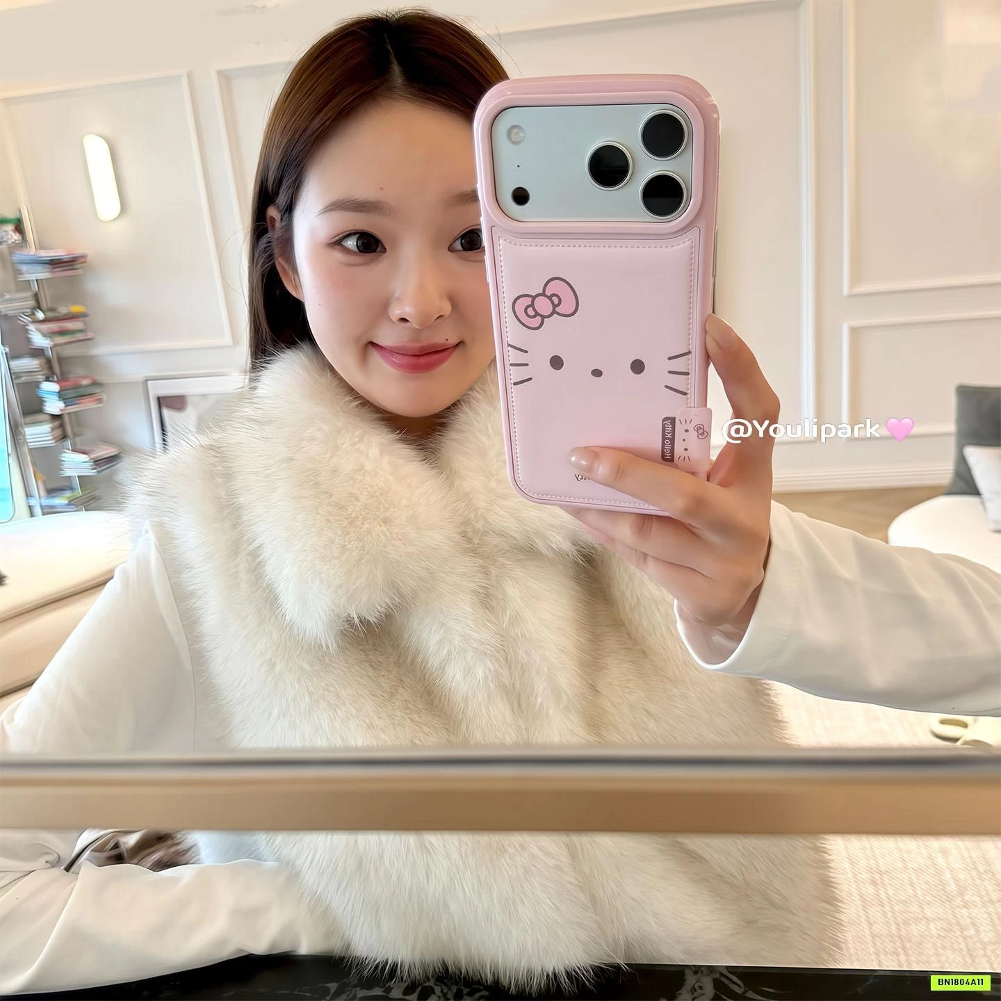 ỐP ĐIỆN THOẠI KITTY HỒNG