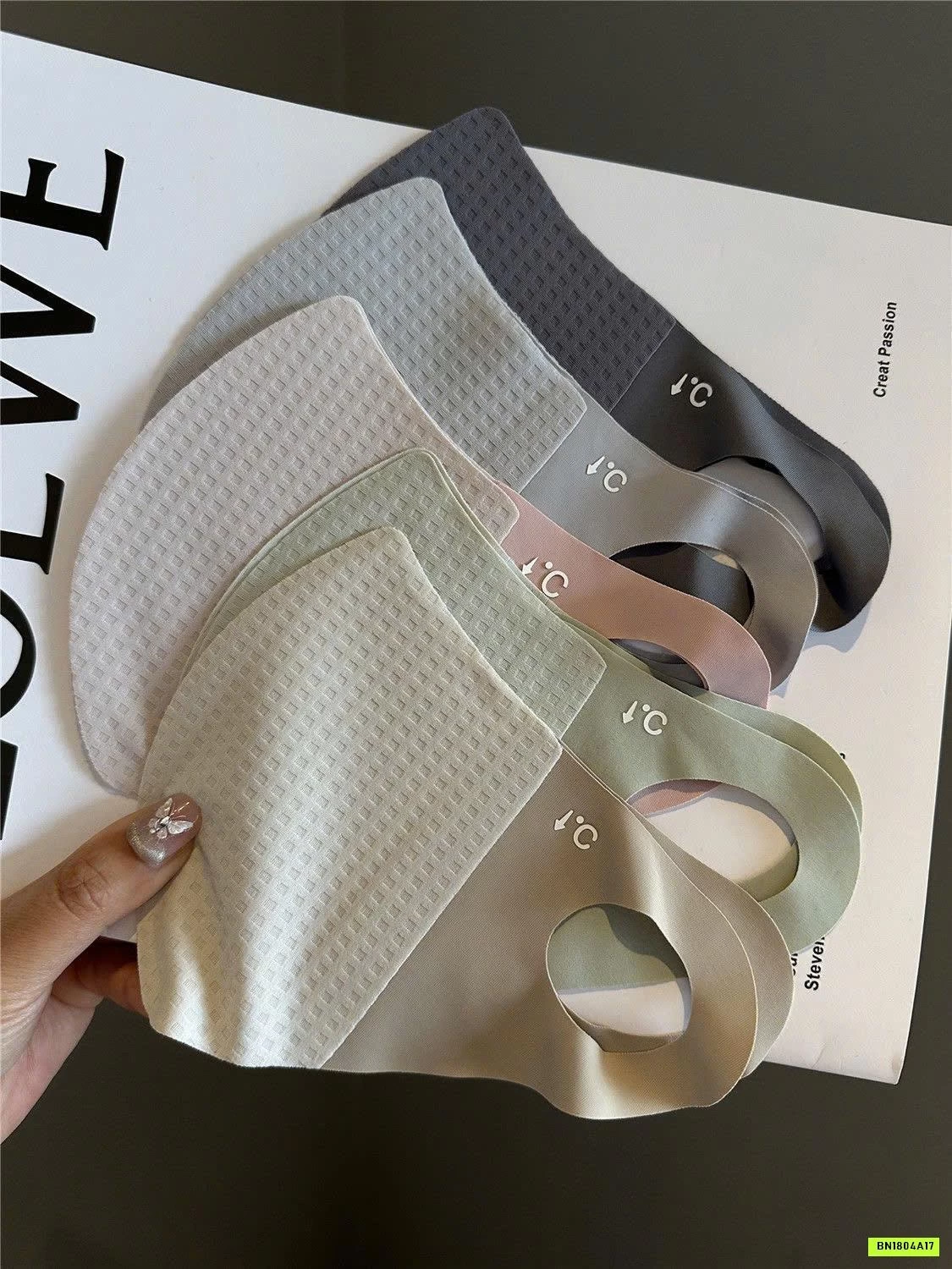 SÉT 6 KHẨU TRANG BĂNG LẠNH