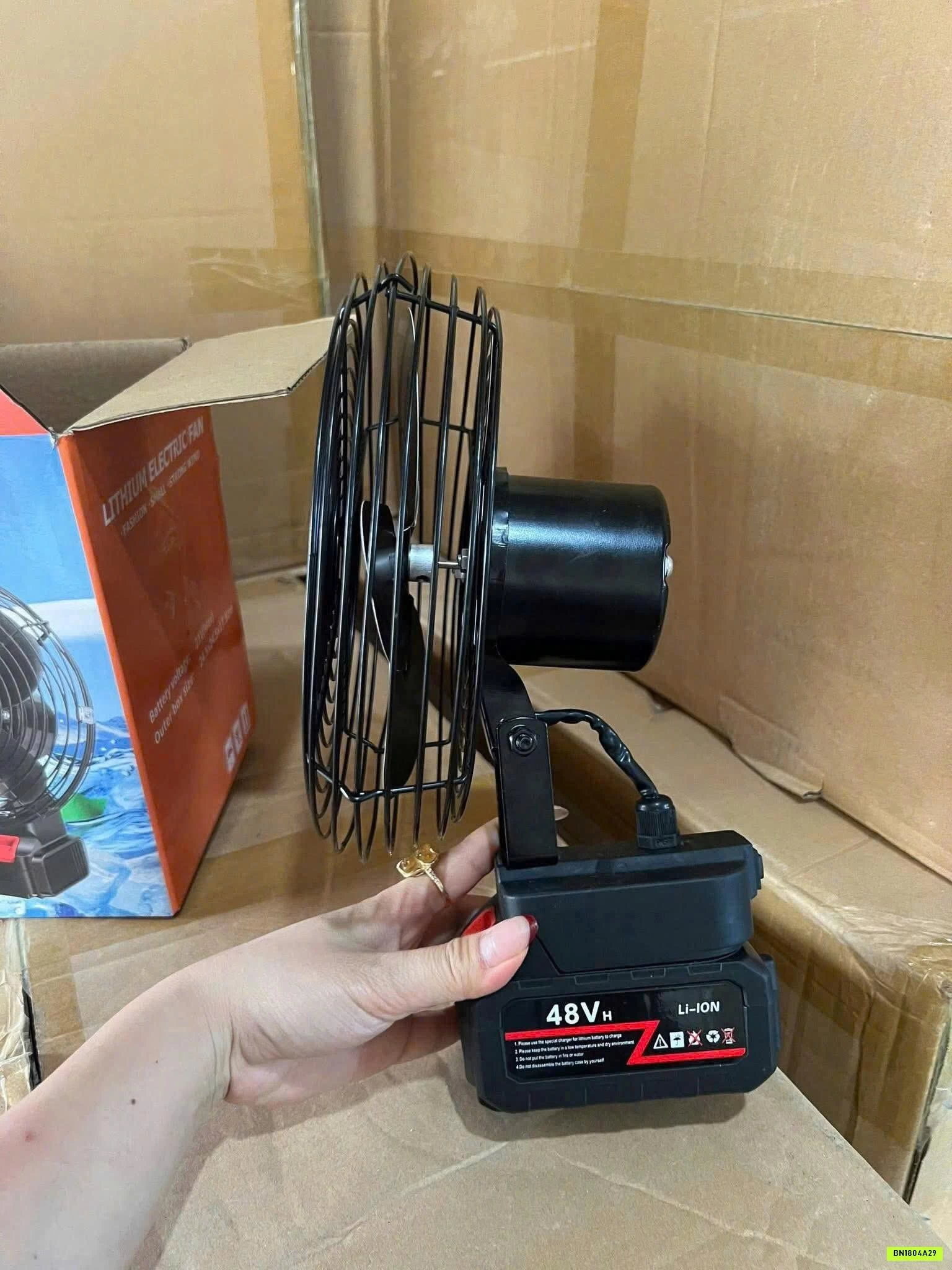 QUẠT TÍCH ĐIỆN 8 INCH ĐỂ BÀN LITHIUM