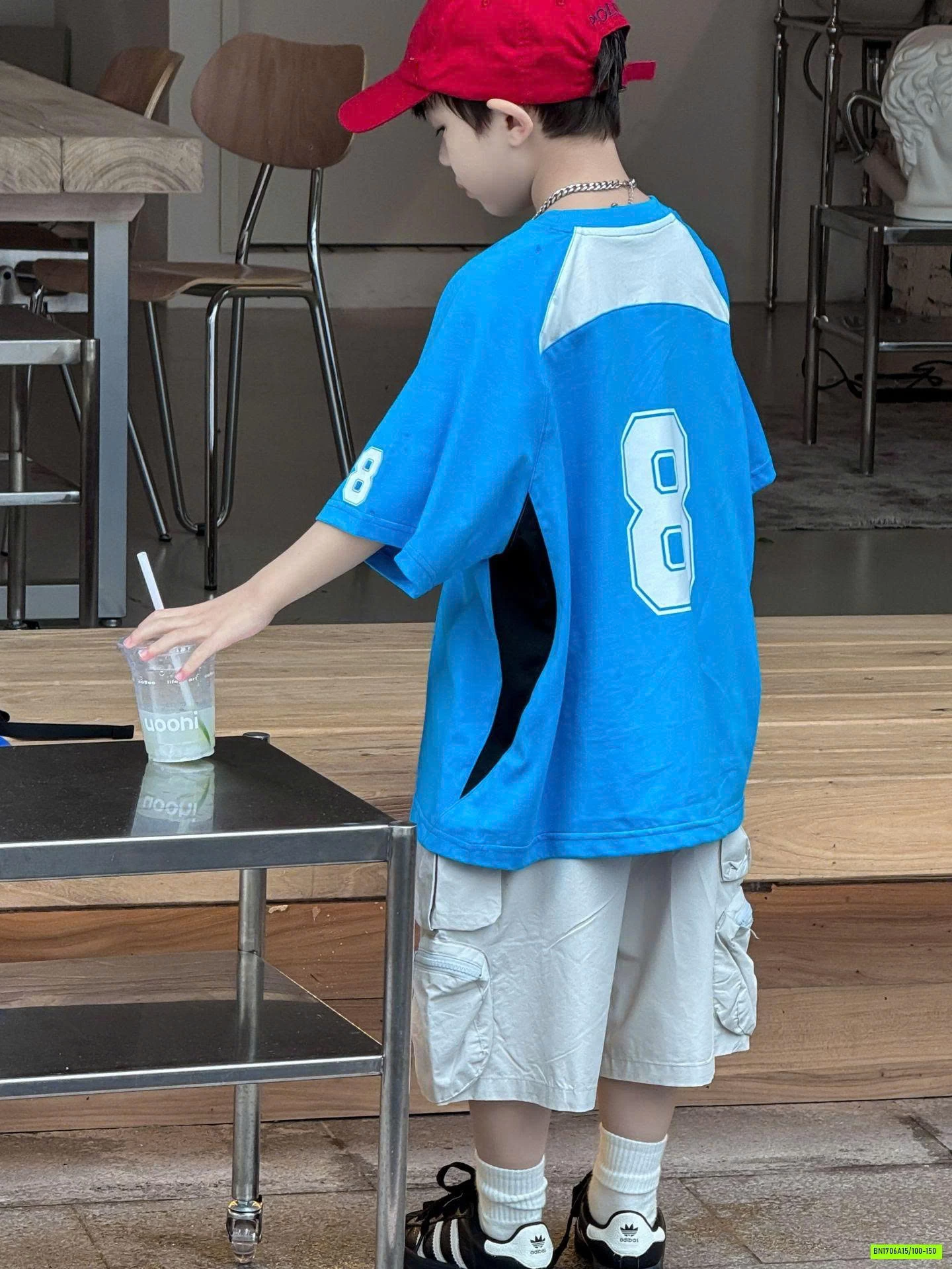 ÁO THỂ THAO SỐ 8