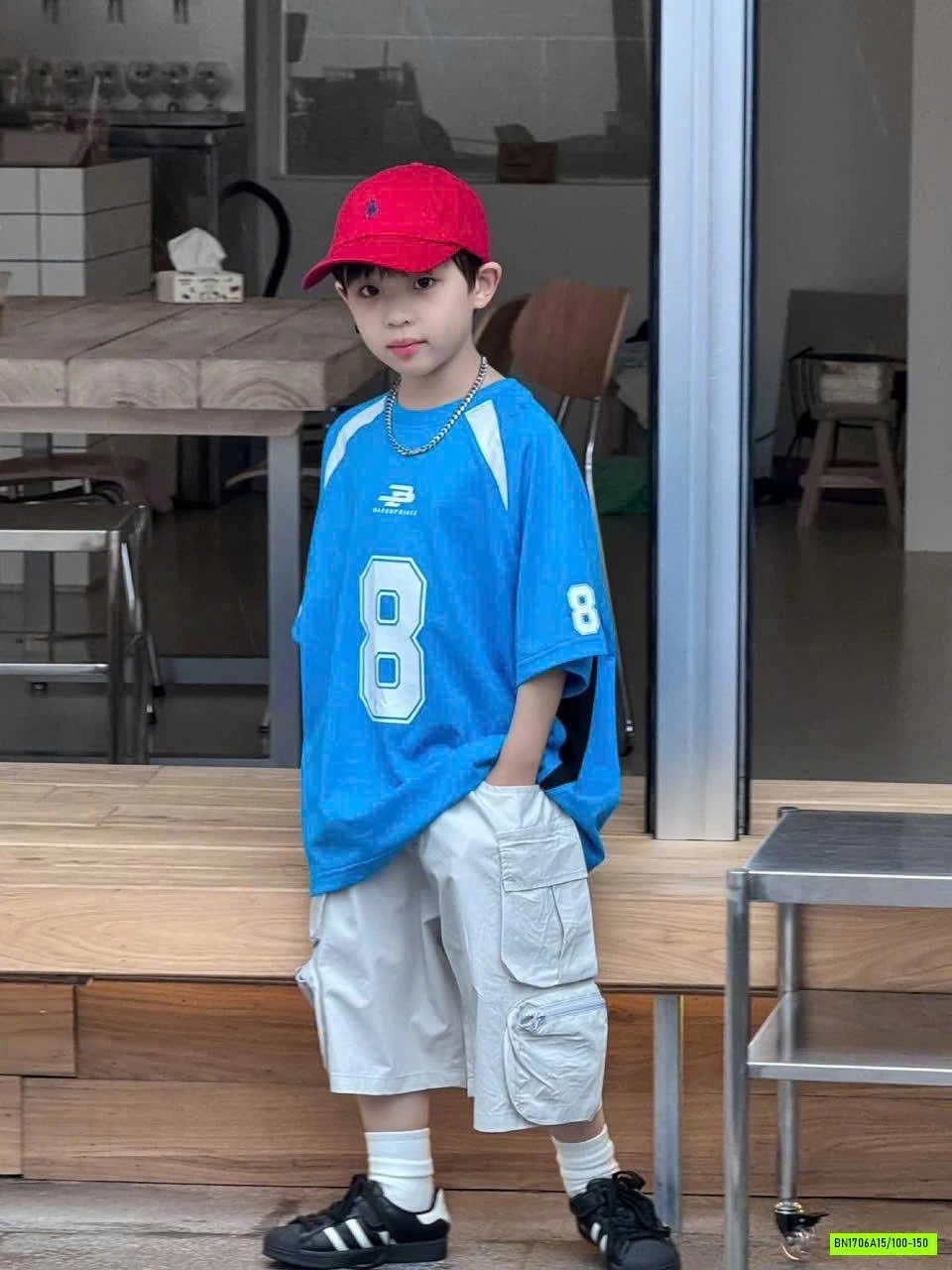 ÁO THỂ THAO SỐ 8