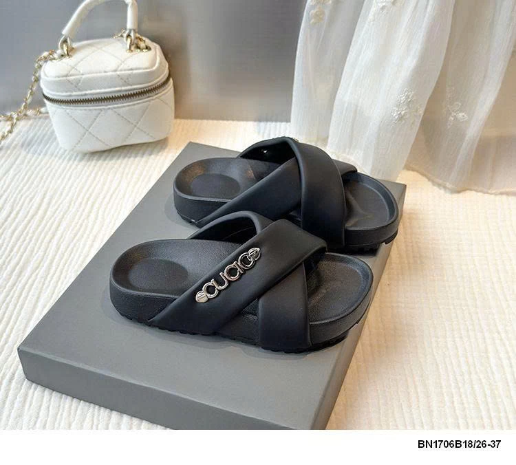 DÉP LÊ QUAI CHÉO CHO BÉ