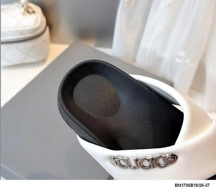 DÉP LÊ QUAI CHÉO CHO BÉ