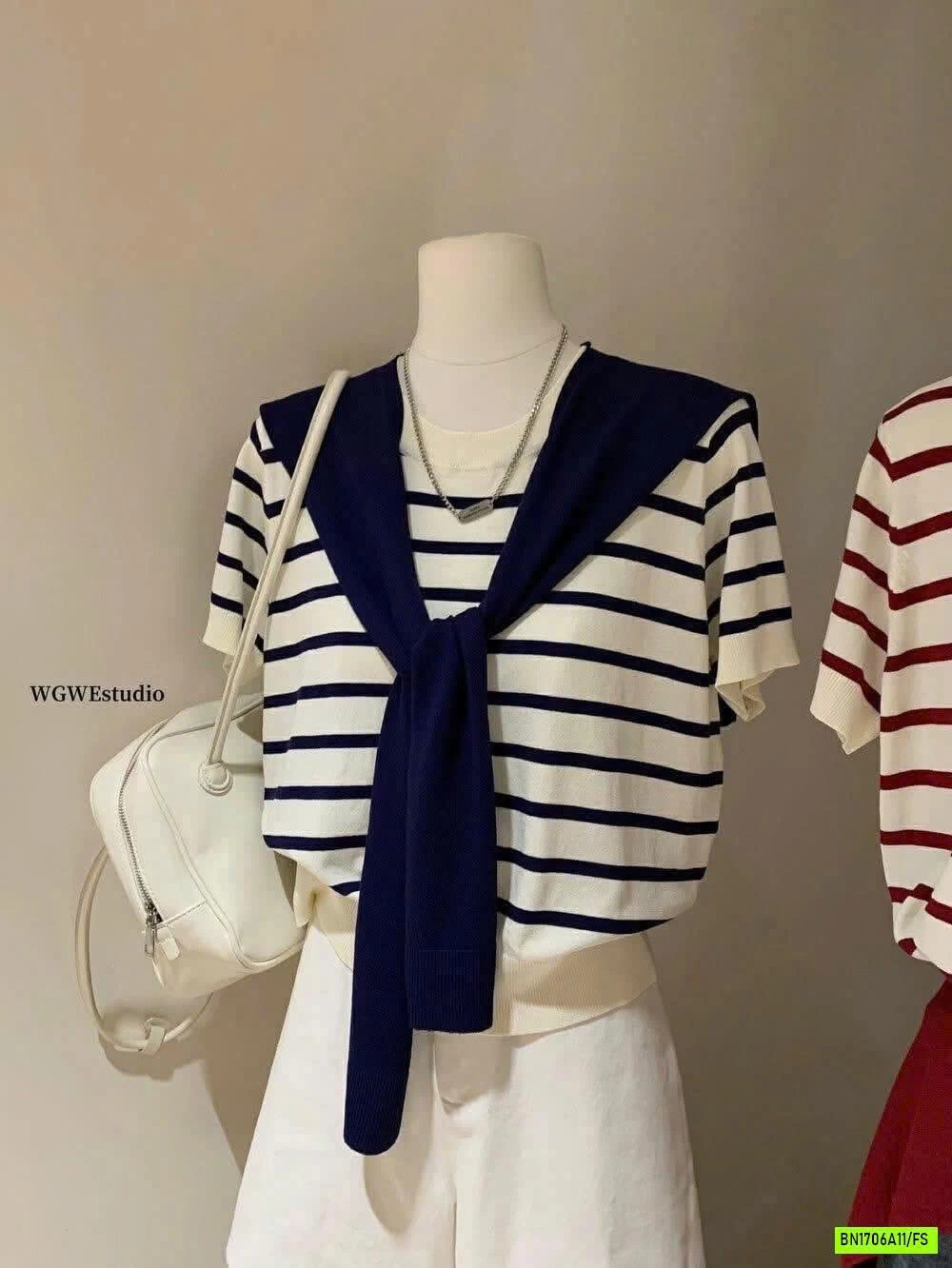 ÁO LEN KẺ KÈM KHĂN CHOÀNG WG.WE