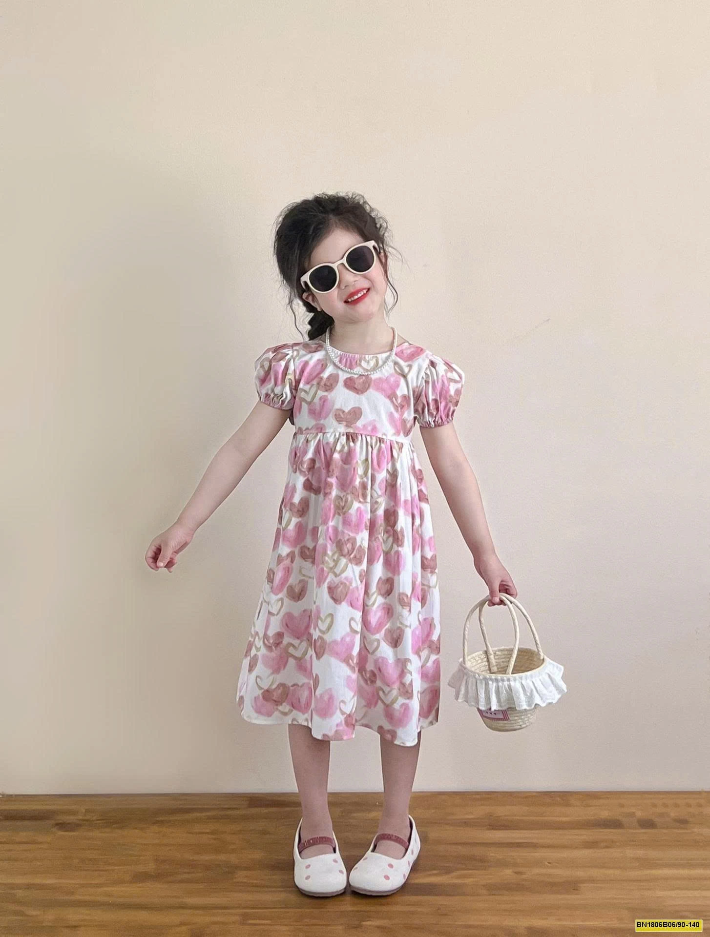 ĐẦM HỒNG TRÁI TIM