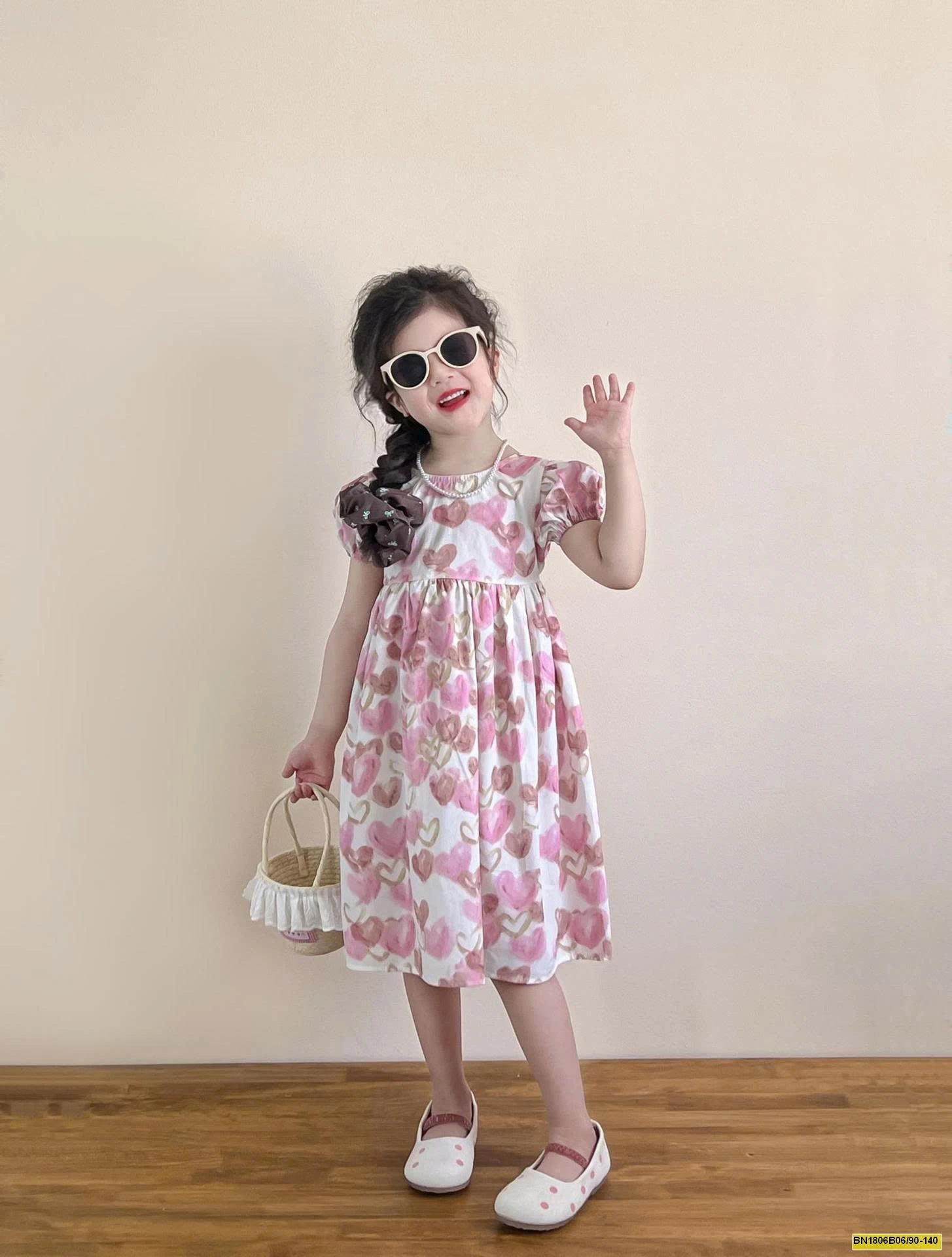 ĐẦM HỒNG TRÁI TIM