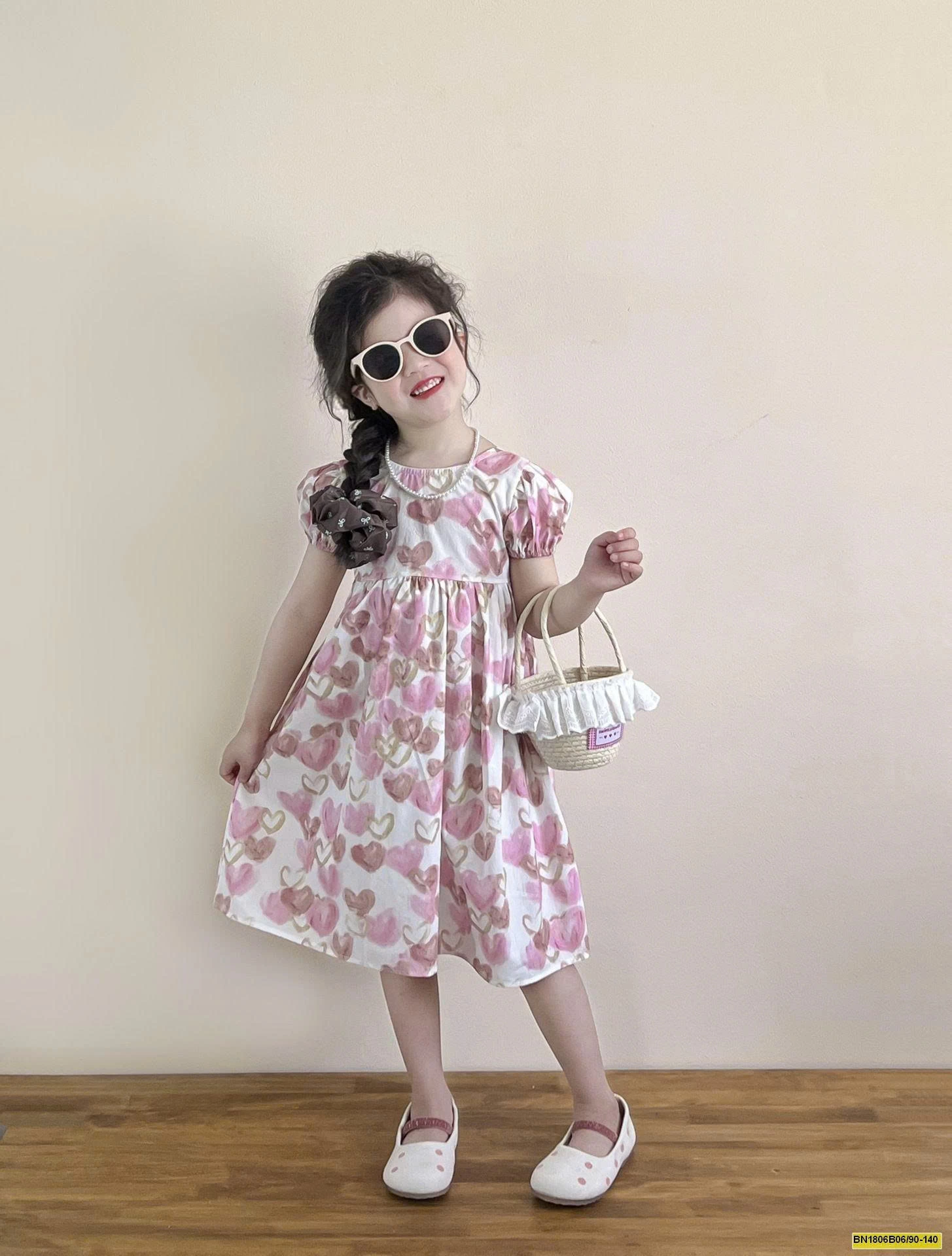 ĐẦM HỒNG TRÁI TIM