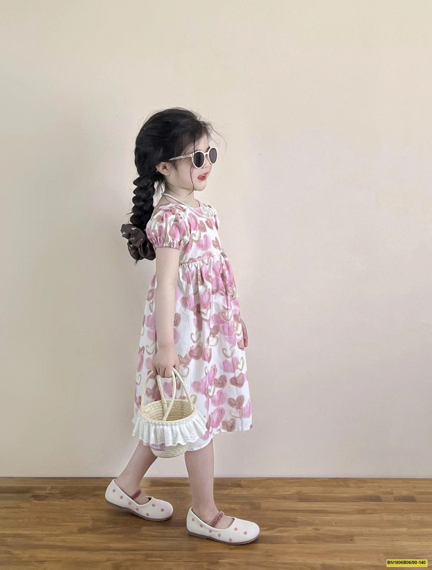 ĐẦM HỒNG TRÁI TIM