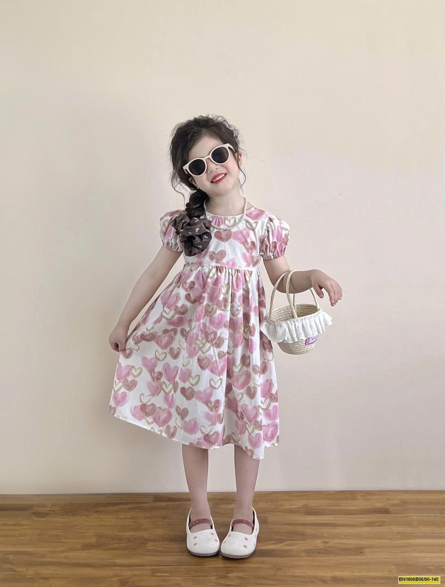 ĐẦM HỒNG TRÁI TIM