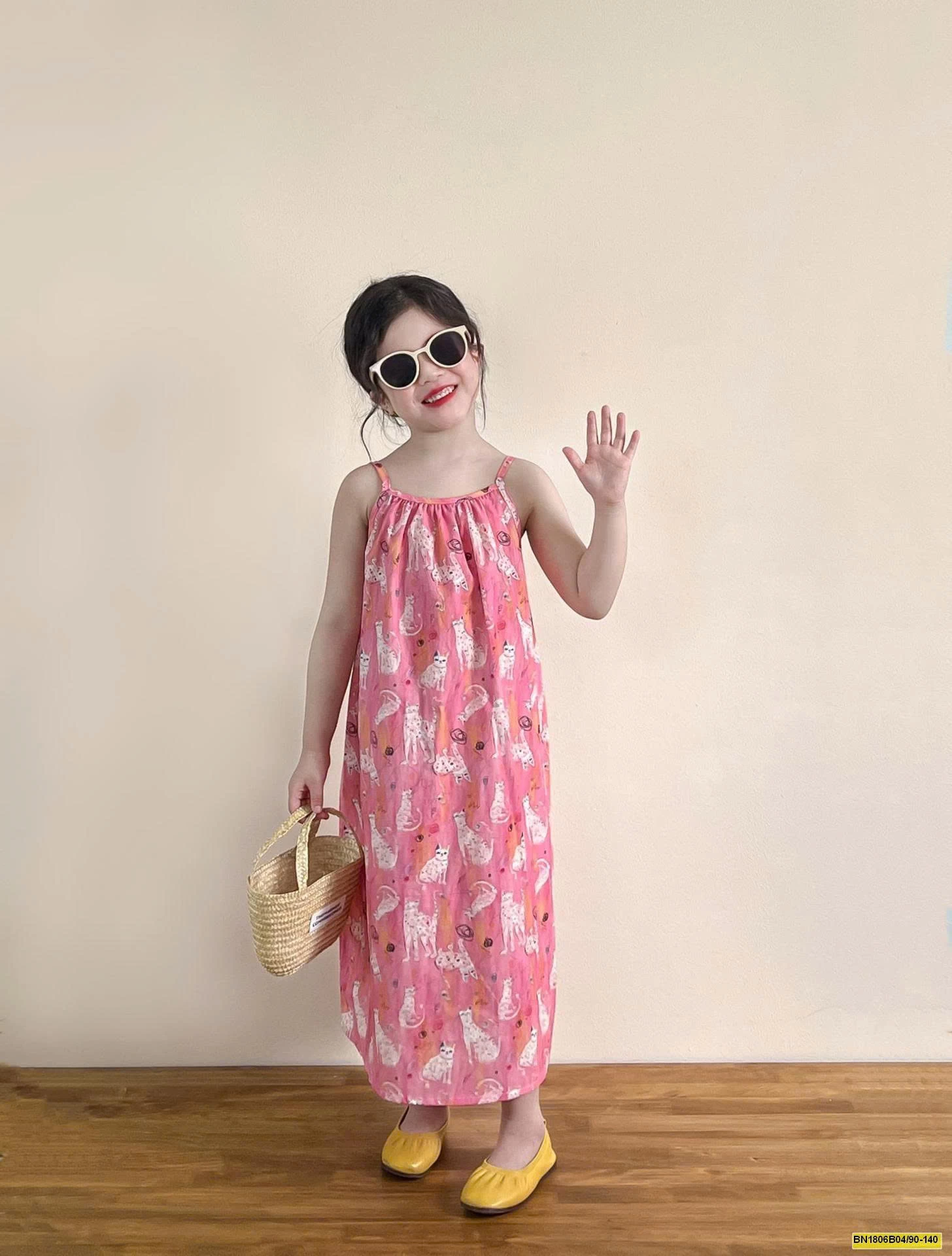 ĐẦM 2 DÂY CON MÈO HỒNG